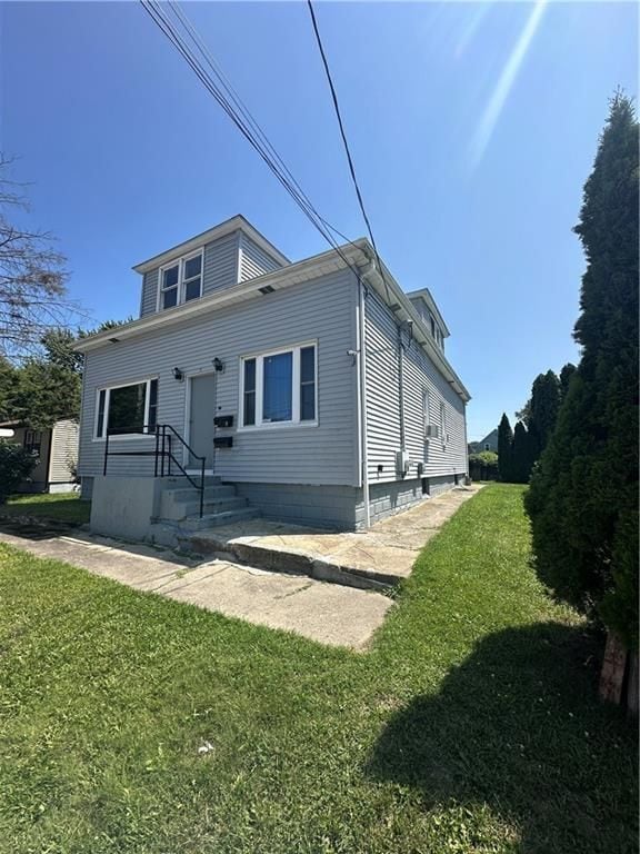Building Photo - 5 Pomham St