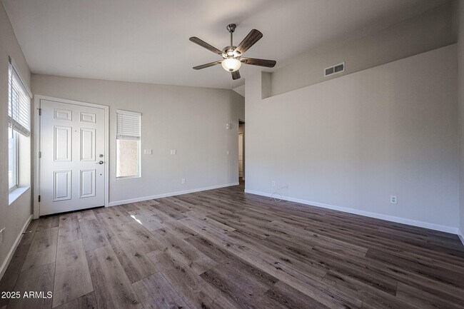 Photo - 1830 E Countrywalk Ln