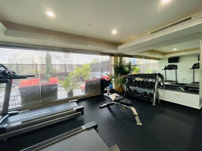 Photo - Furnished Studio (Royal Garden at Waikiki) Unit 2006