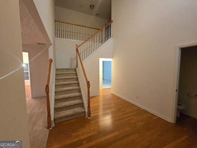 Photo - 3490 Southpointe Hill Dr NE