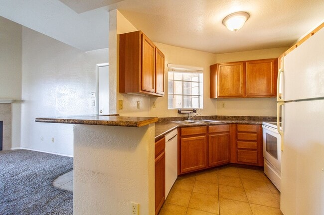 Photo - 3845 E Greenway Rd