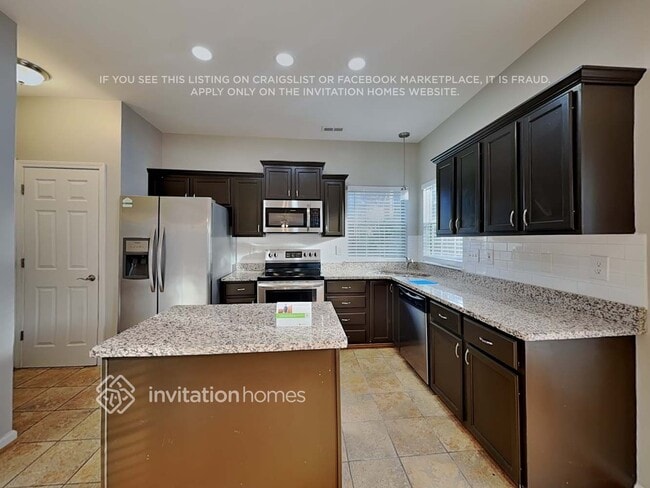 Photo - 16119 Amber Field Dr