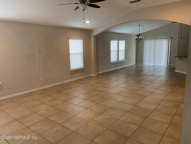 1897 High Prairie Ln