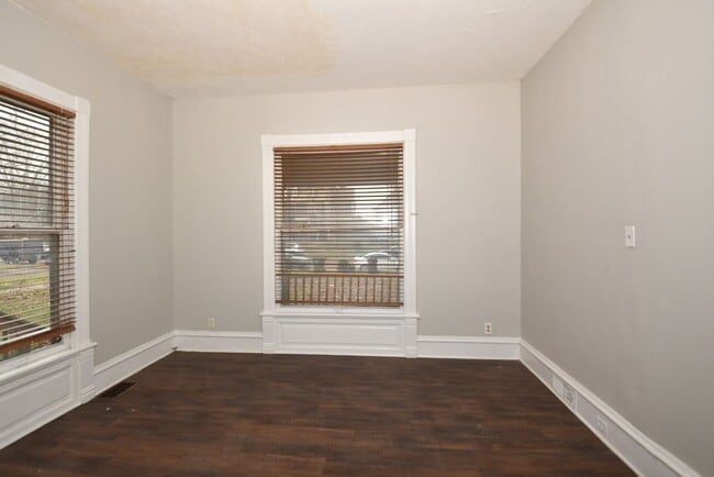 Photo - 510 S St Joseph St Unit 3