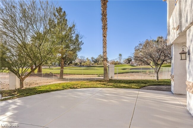 Photo - 5152 Forest Oaks Dr
