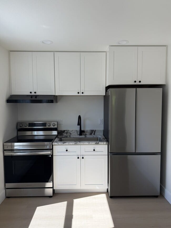 Photo - 2111 E Mill Plain Blvd