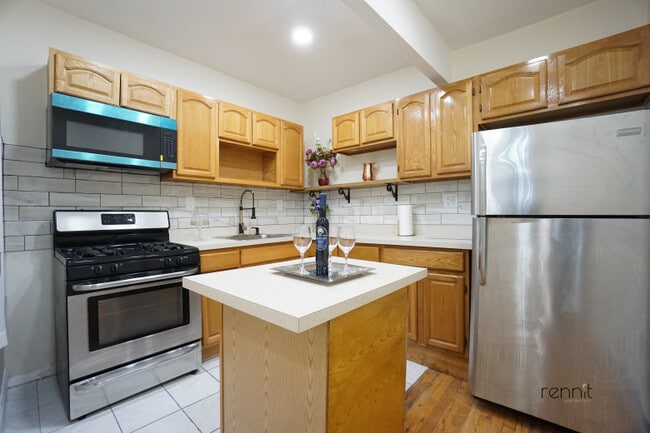 Photo - 310 Patchen Ave Unidad #2