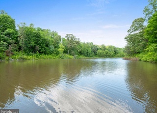 Lake Jefferson with personal dock - 6304 Wheeler Dr House