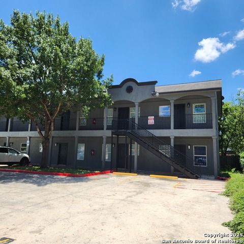 Photo - 1702 W Craig Pl