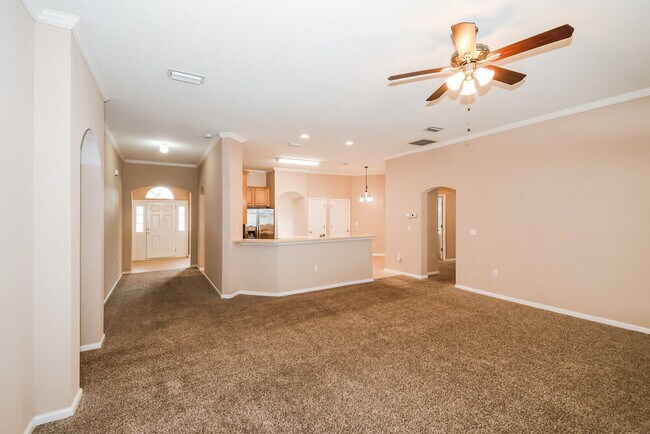 Photo - 725 Indigo Run Dr