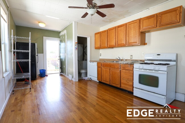 Photo - 55 Leicester St