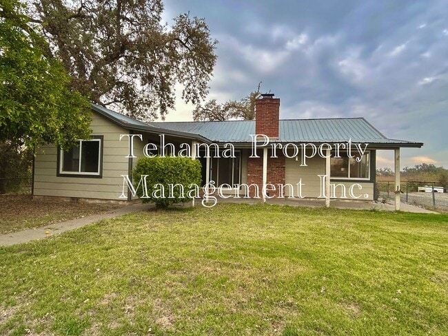Building Photo - Country home on a Rural Farm in Corning.