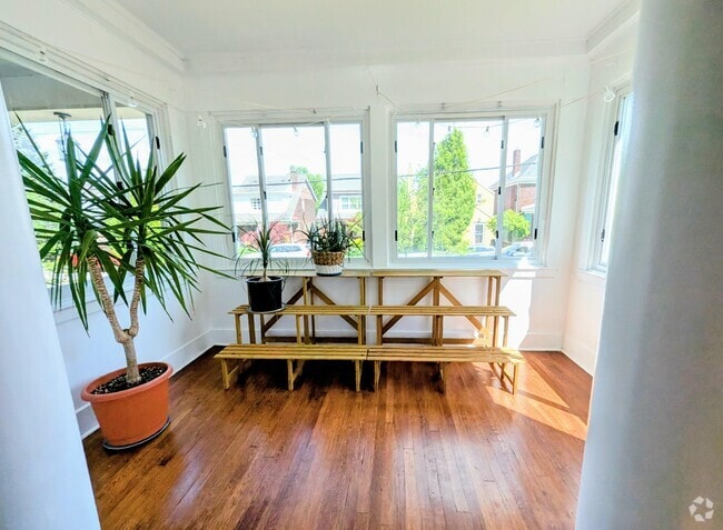 Building Photo - 1111 Morningside Ave Rental