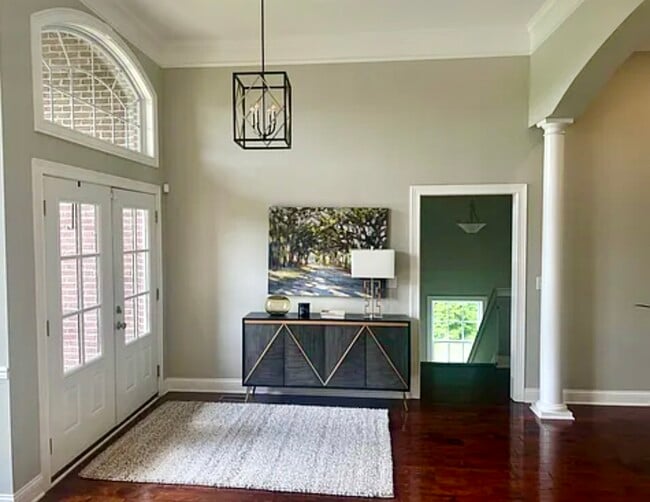 Photo - 901 Glendower Ct