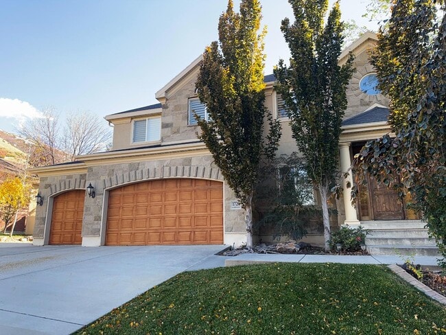 Photo - 1724 Ellerbeck Ln