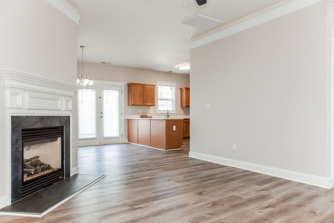 Photo - 7314 Darblay St