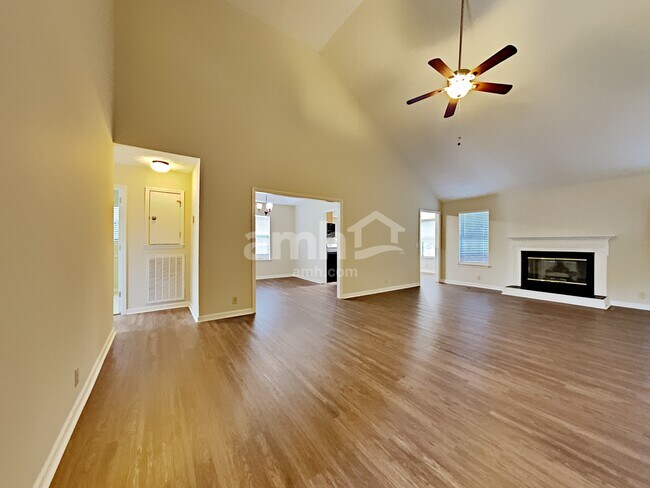 Photo - 1516 Crosswind Dr