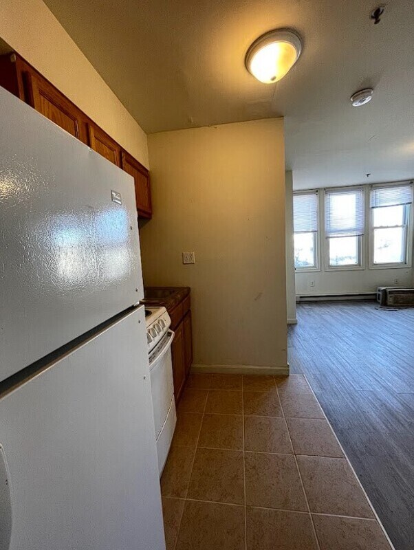 Photo - 317 S 60th St