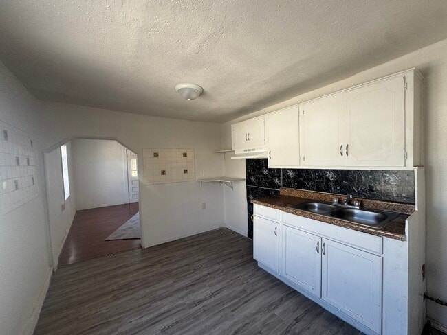 Photo - 6320 Geiger Ave