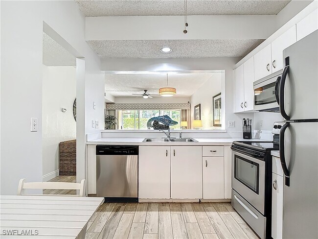 Photo - 1044 Woodshire Ln Unidad B102