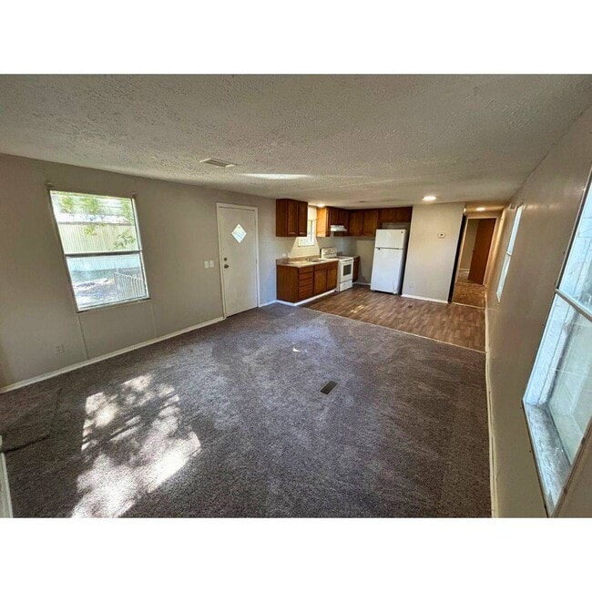 Photo - 2395 Parrott Dr