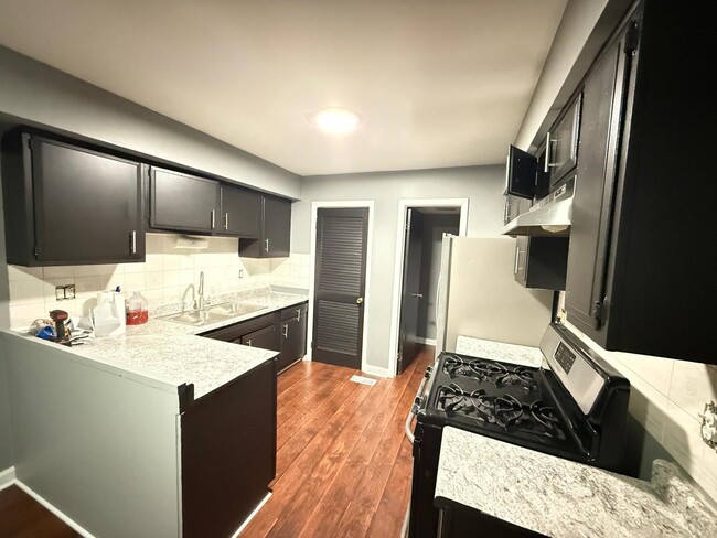 Photo - 7609 Bristol Ln