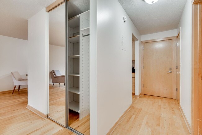 Photo - 311 Kenwood Apartments