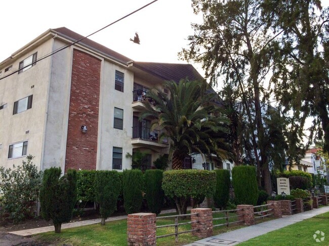 Building ~ Exterior - 3775 South Canfield Avenue Rental