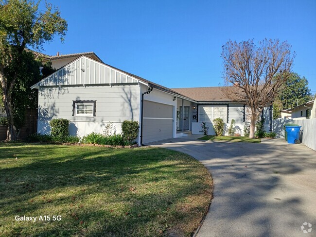 Building Photo - 14739 Otsego St Rental