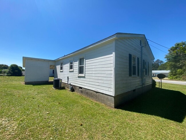 Photo - 2/1 Located in Cleveland County, NC near S...