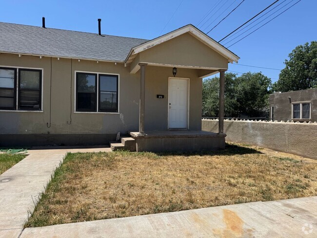 Building Photo - 304 W Albuquerque St Rental