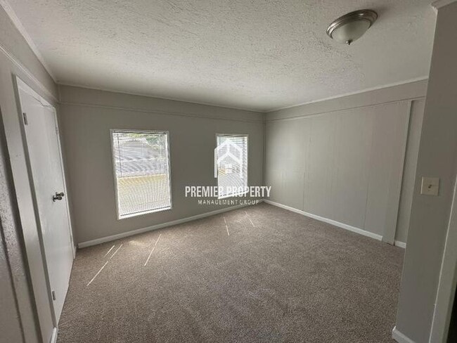 Photo - 4185 Sunnyslope Dr