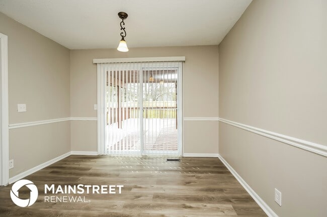 Photo - 613 Summertime Ct