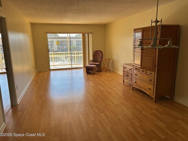 Photo - 2135 N Courtenay Pkwy