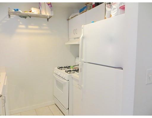 Building Photo - 39 St Botolph St Unit 4