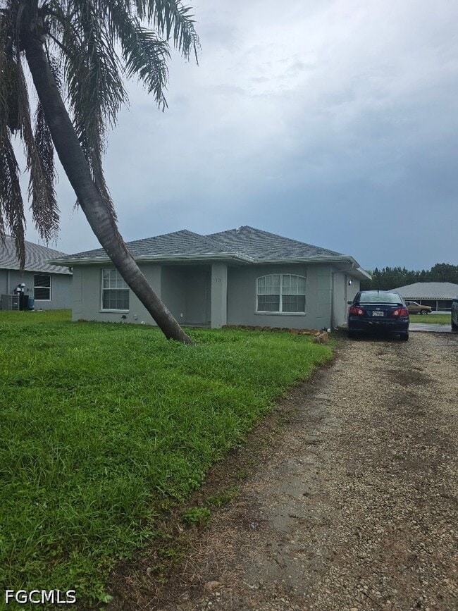 Building Photo - 4836 Golfview Blvd