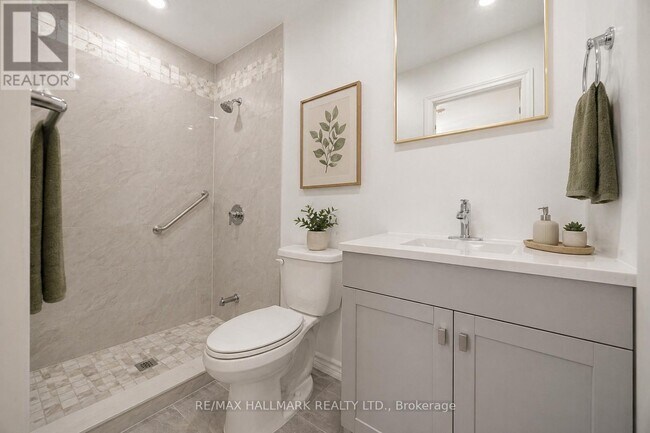 Photo - 2112 Truscott Dr