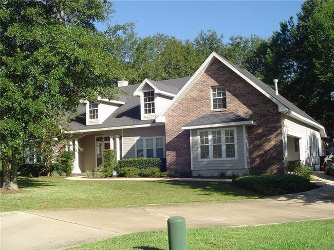 Building Photo - 4965 NW 8th Ave