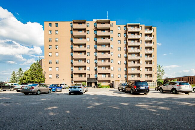 Building Photo - Vanier Towers