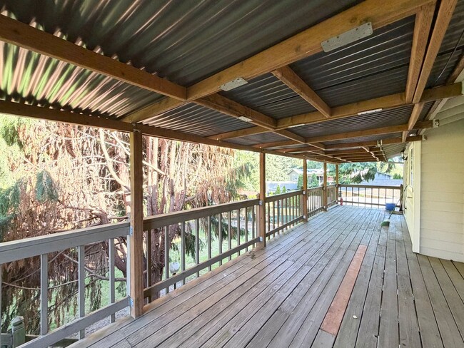 Photo - Fully updated 4 bedroom Federal Way home