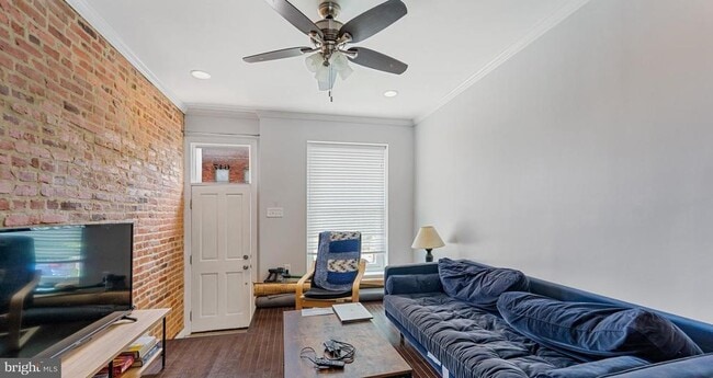 Photo - 647 S Belnord Ave