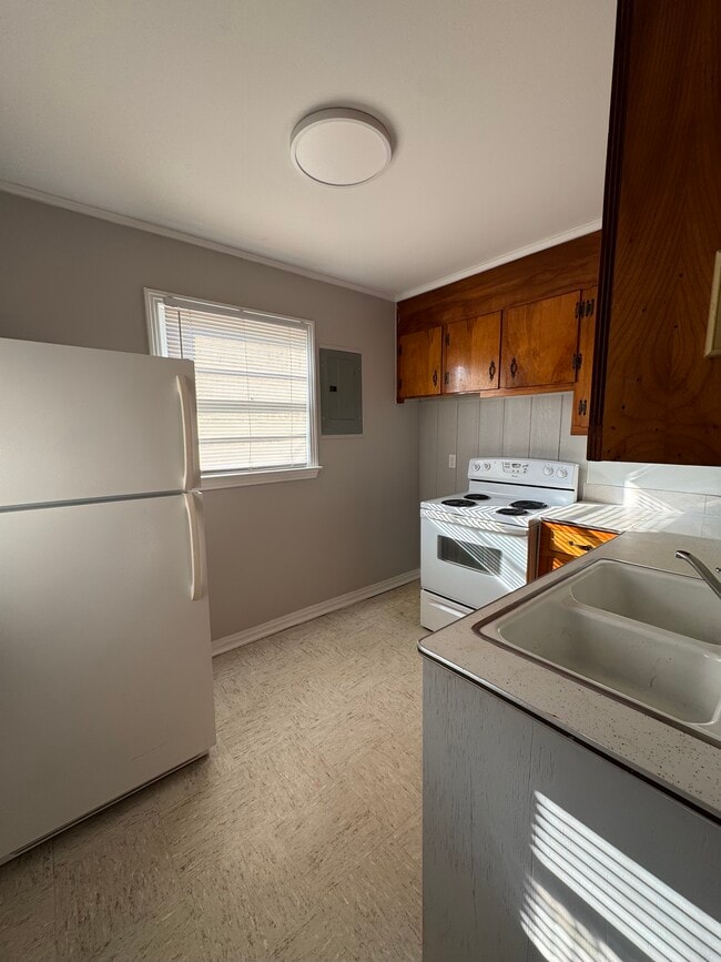 Photo - 410 W 3rd St