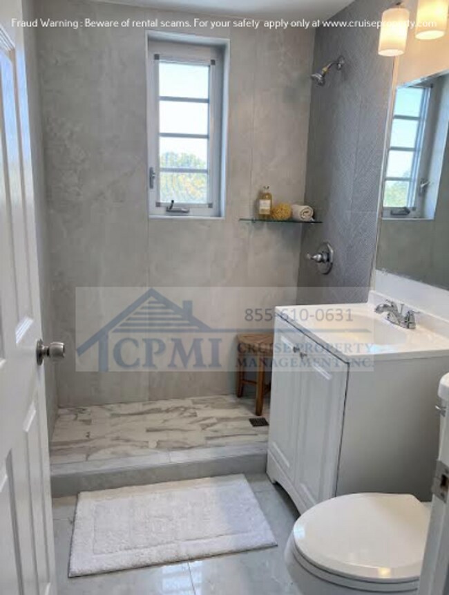 3631 Thomas Ave Miami, FL 33133