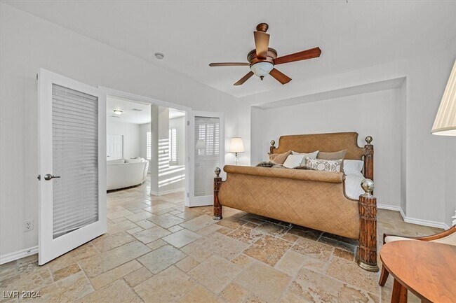 Photo - 2738 Kingclaven Dr