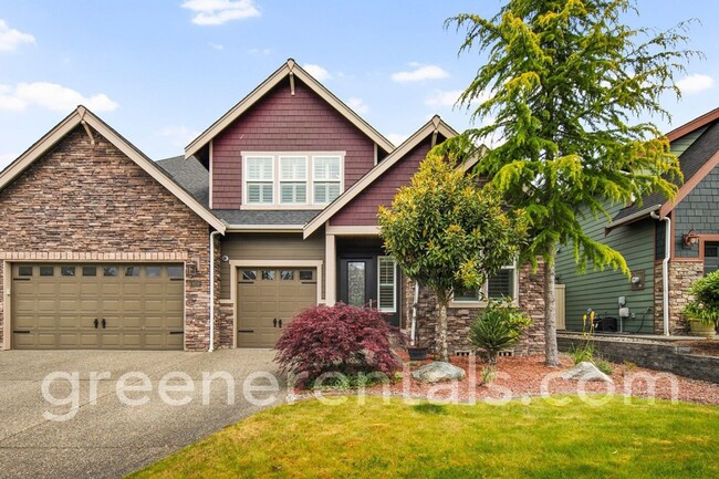 Luxurious 4BD 3.5BA Home in Campus Highlands - Luxurious 4BD 3.5BA Home in Campus Highlands