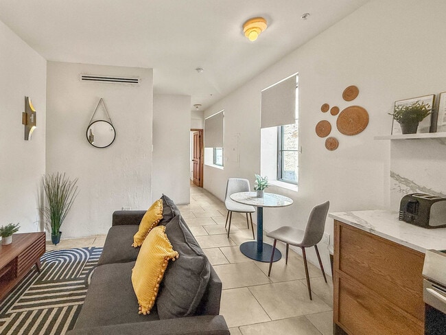 Photo - 313 South St Unit ID1055805P