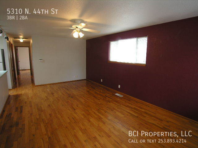 Photo - 5310 N 44th St