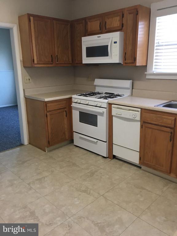 Photo - 1917 W High St