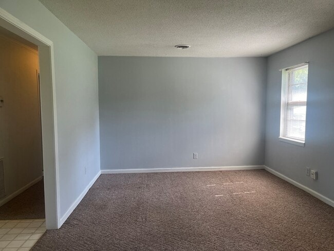 Photo - 409 Shawnee Dr Unit 411