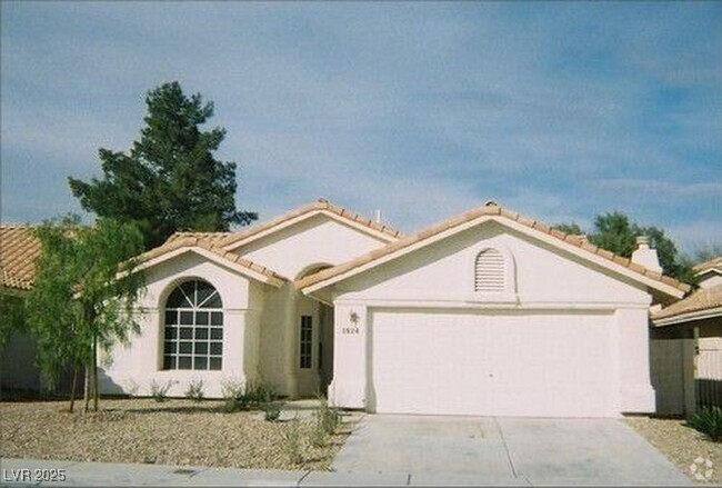 Building Photo - 1524 Los Alamos Dr Rental